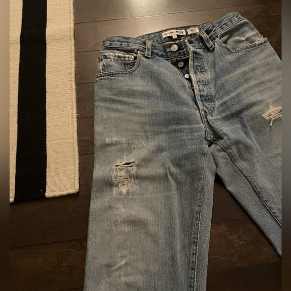 Re/Done Levi’s distressed jeans - Picture 7 of 11